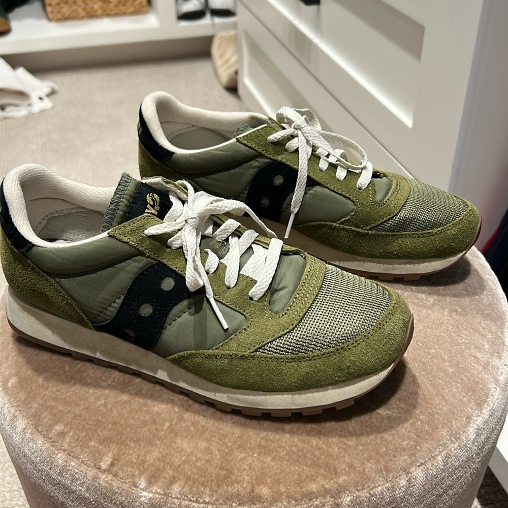 Saucony tennies